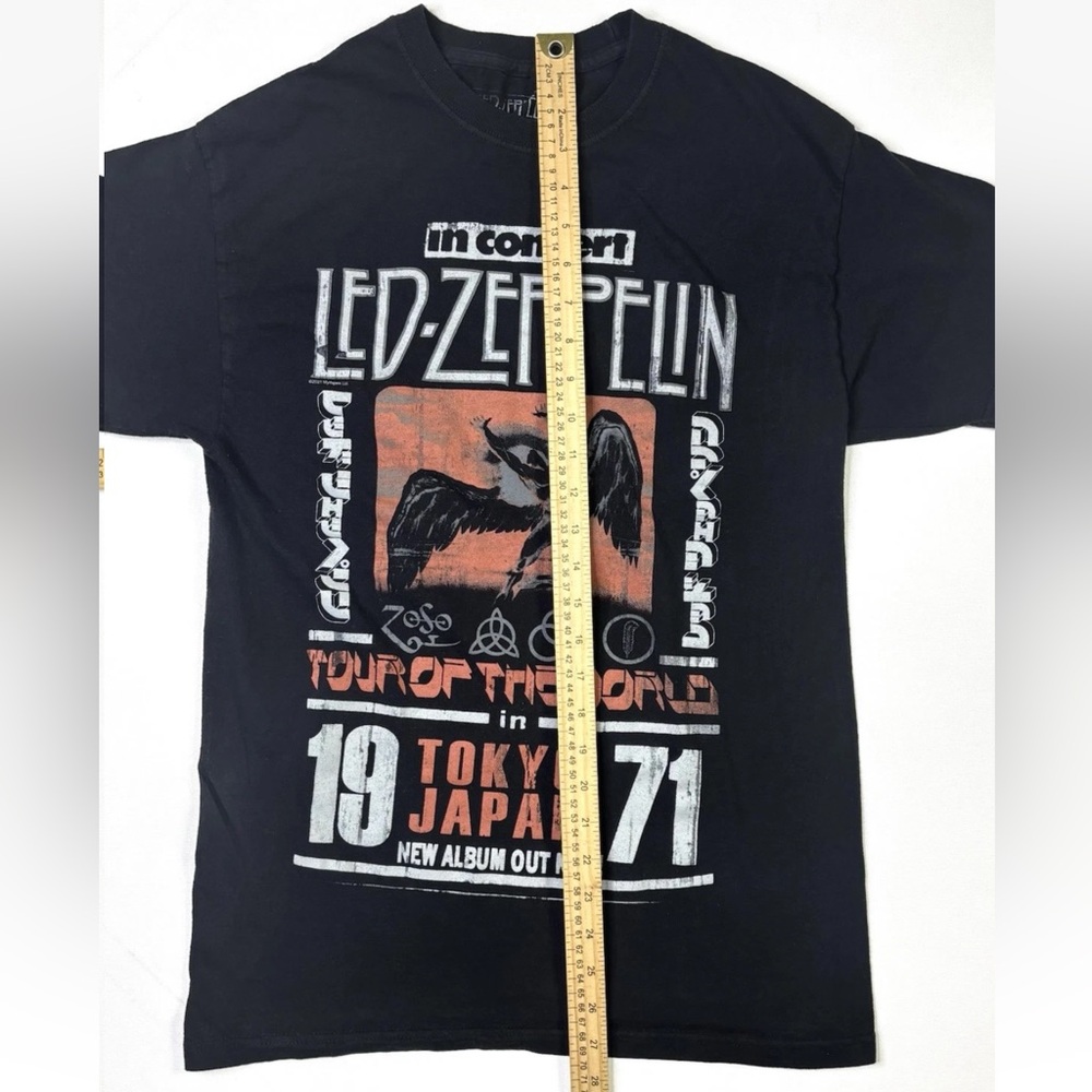 Led Zeppelin T-Shirt Men’s Small Concert Tokyo Japan Short Sleeve World Tour - Picture 5 of 9